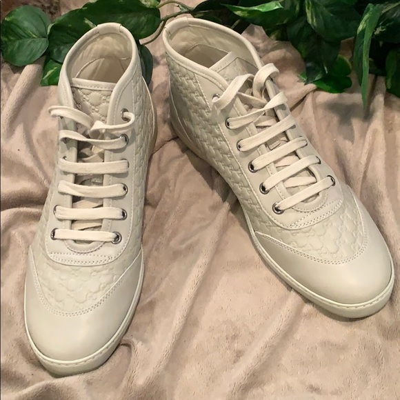 ❌TRADED❌ Gucci Guccissima Leather Hi-Top Sneaker - Picture 11 of 16